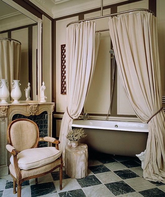 01_glam_baths_lg