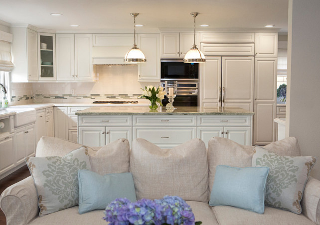 White Kitchen. Beautiful, clean designed white kitchen with neutral color palette. #WhiteKitchen #Kitchen #KitchenDesign