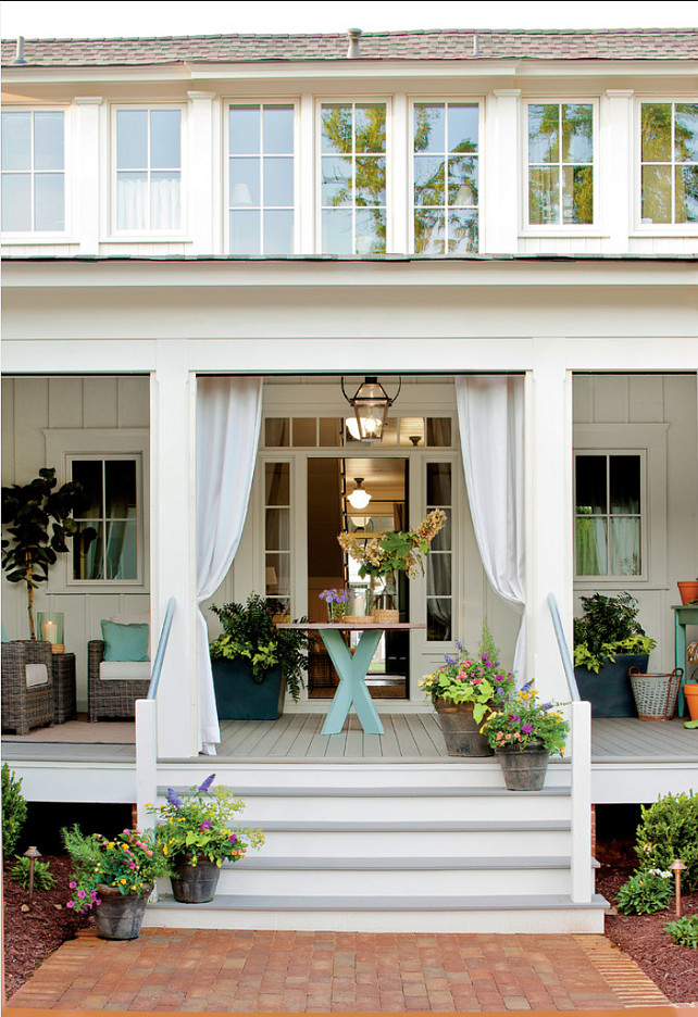 Porch Design Ideas. This porch decor is perfect for summer. Let's spend time outdoors! #Porch #PatioDecor #Summer