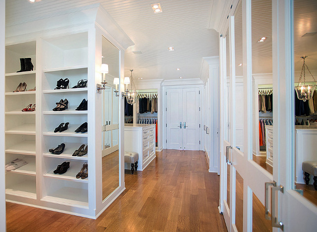 Closet Design Ideas. Walk-in Closet. Every girl deserves a closet like this one! How dreamy is that? I could organize all my shoes and clothing and still have plenty of space for more! :-) #Closet #WalkinCloset 