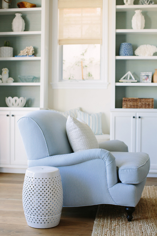 Serena and Lily Miramar Chair. Living room chair ideas. Serena and Lily Miramar Chair. #SerenaandLily #MiramarChair Rita Chan Interiors.