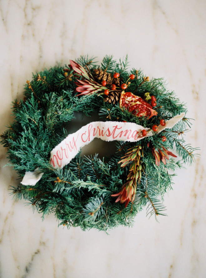 Merry Christmas Wreath. Merry Christmas Wreath Ideas. DIY Merry Christmas Wreath. #DIYChristmas #DIYWreath #MerryChristmas #ChristmasWreath #ChristmasDecor #Christmas Rachel Gomez Photography via Style me Pretty.
