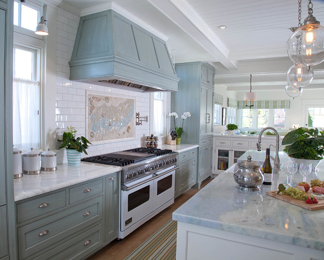 Counter to ceiling Backsplash. Kitchen with Counter to ceiling Backsplash. Kitchen with Counter to ceiling Subway Tile Backsplash. #CountertoceilingBacksplash #Backsplash Kim Grant Design Inc.