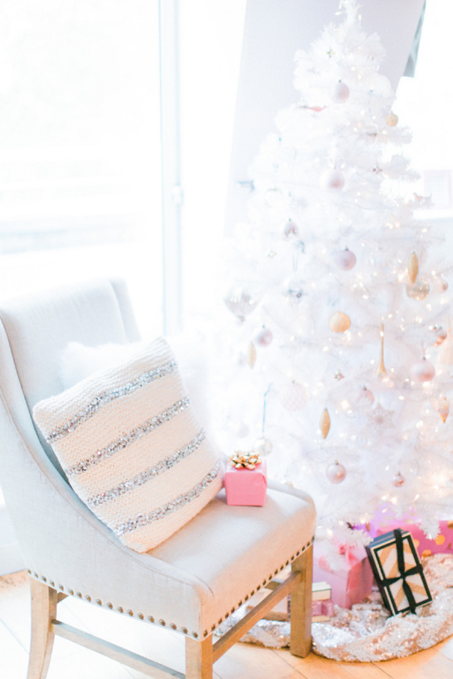 Pastel Christmas Tree. White Christmas Tree with pastel decor. #PastelChristmas #WhiteChristmasTree #ChristmasTree #PastelChristmasDecor Sanshine Photography.