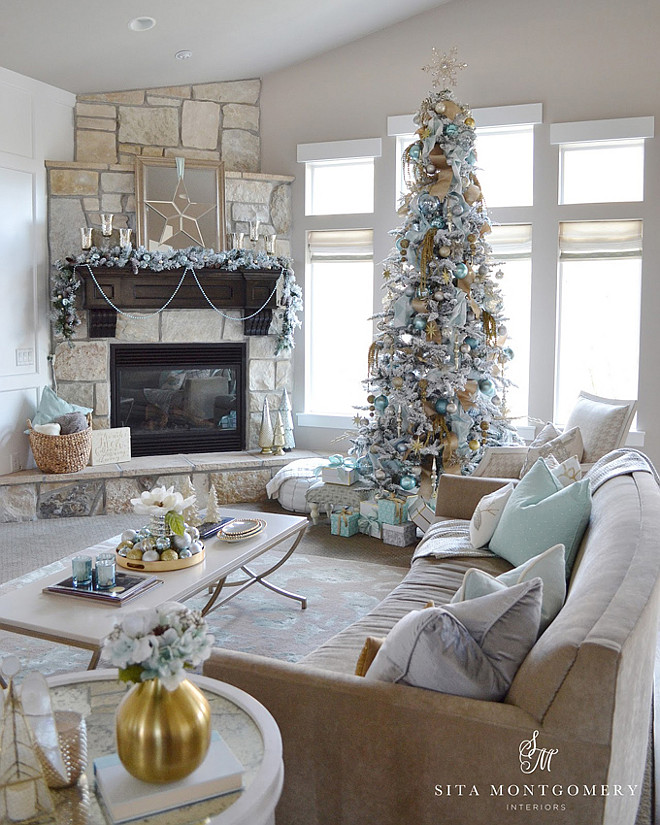 Living Room Christmas Decor. Living Room Christmas Decor Christmas tree. Living Room Christmas Decor Christmas mantel. Living Room Christmas Decor. #LivingRoom #ChristmasDecorSita Montgomery.