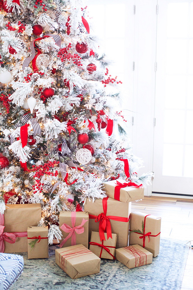 White Christmas Tree with Red Ornaments. Gorgeous White Christmas Tree with Red Ornaments.#White #ChristmasTree #RedOrnaments #Christmas Rachel Parcell Pink Peonies.