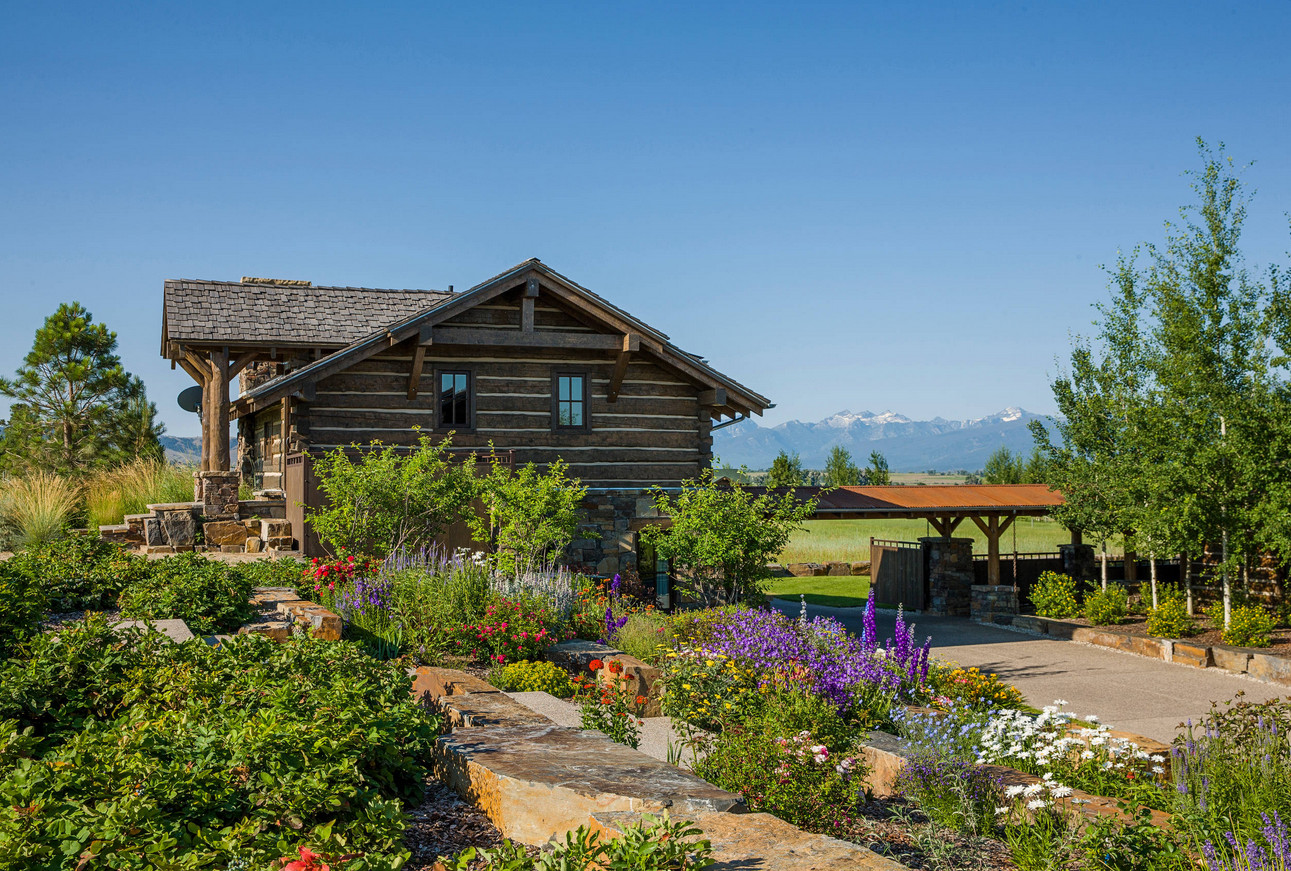 Mountain Home Garden. Mountain Home Garden Landscaping. Mountain Home Garden Landscaping Ideas. Mountain Home Garden Landscaping Pictures. Mountain Home Garden Landscaping Photos. Mountain Home Garden Landscaping Plants. Mountain Home Garden Landscaping Flowers. #MountainHome #Garden #Landscaping Rocky Mountain Log Homes.