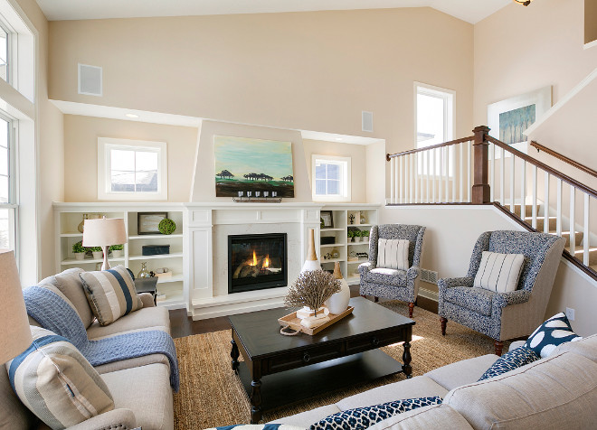 Neutral Living room paint color and decor ideas. How to decorate a neutral living room with furniture and accessories, using a neutral paint color. #NeutralPaintColor #NeutralLivingroom #PaintColor #Livingroomdecor #Livingroomaccessories #Livingroomfurniture Spacecrafting Photography.