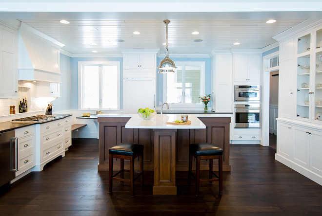 T-shaped island. Kitchen with t-shaped island. T-shaped kitchen island #Tshapedisland BAC Design Group