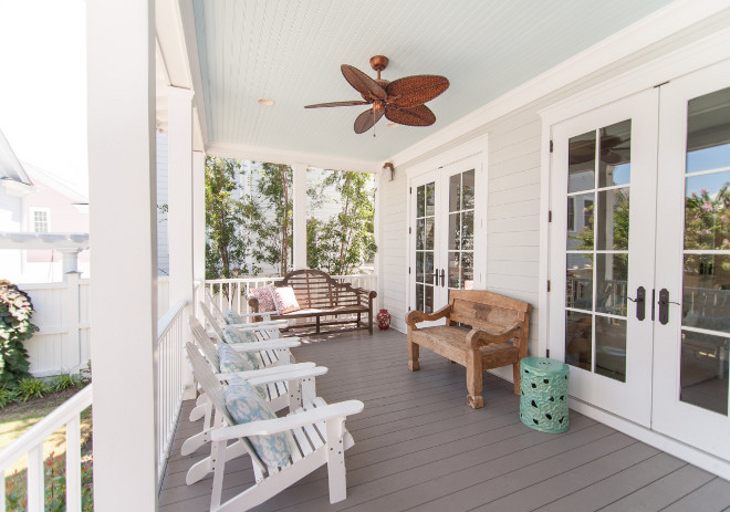 Porch Ceiling Paint Color. Porch ceiling paint color is Glidden Warm Breeze. Painted porch ceiling. Porch ceiling paint color ideas #GliddenWarmBreeze #Porchceiligpaintcolor #PorchCeiling #Paintcolor