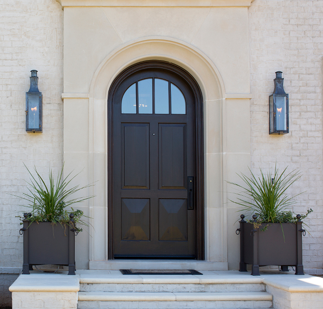 Front door lighting. Front door lighting ideas. Front door lighting. Entry lighting. The exterior lighting is by Bevolo. #entry #lighting #frontdoor #door #Doorlighting #entrylighting #exteriorlighting TS Adams Studio Architects. Traci Rhoads Interiors.