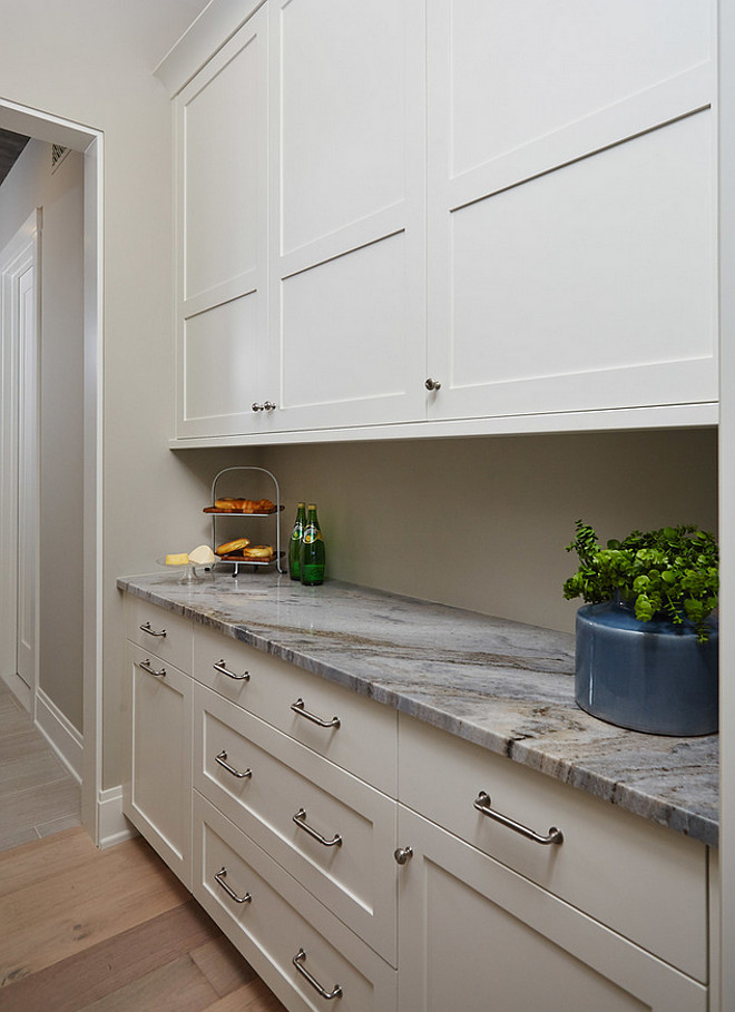 Best neutral wall and cabinet paint color for any kitchen style and any kitchen size, Wall paint color is Benjamin Moore Revere Pewter and cabinet paint color is Benjamin Moore White Dove.