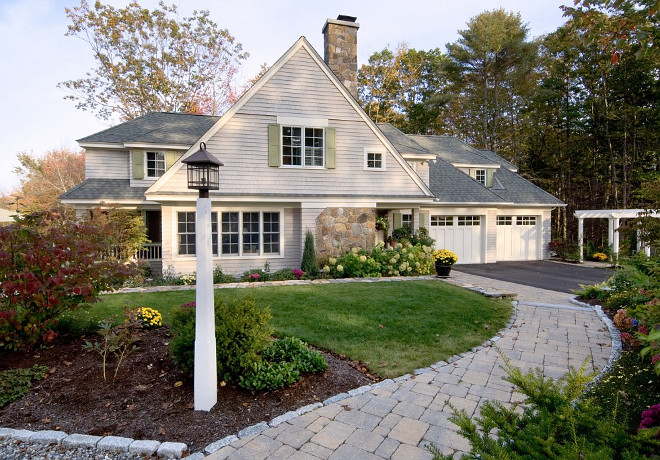 Curb appeal. Front of home. Front yard curb appeal. How to add curb appeal to your home. Curb appeal. Homes. #Curbappeal #frontyard Bowley Builders
