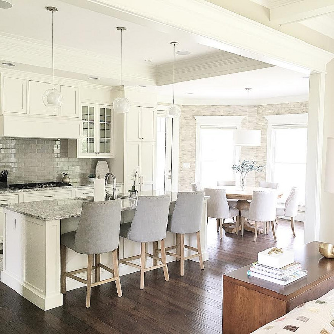 Creamy white kitchen. Creamy white kitchen. Creamy white kitchen. #Creamywhite #kitchen Beautiful Homes of Instagram carolineondesign