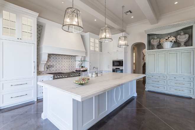 Transitional kitchen. Classic Transitional kitchen Ideas. Transitional kitchen. Transitional kitchen #Transitionalkitchen Candelaria Design Associates