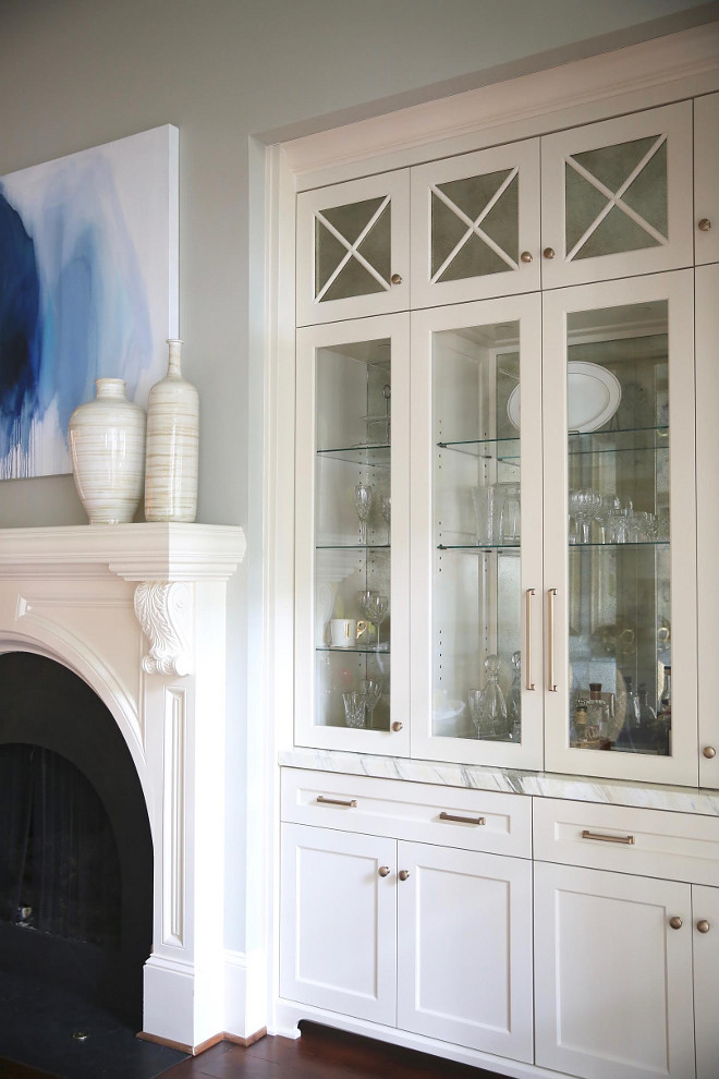 Sherwin Williams SW 6105 Divine White. Cabinet paint color is Sherwin Williams SW 6105 Divine White. Sherwin Williams SW 6105 Divine White. #SherwinWilliamsSW6105DivineWhite #SherwinWilliams #SW6105 #DivineWhite #SherwinWilliamsSW6105 #SherwinWilliamsDivineWhite Home Bunch Beautiful Homes of Instagram bluegraygal