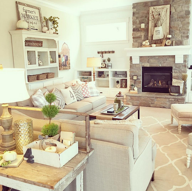 farmhouse-living-room-with-neutral-fall-decor-yellowprairieinteriors-via-instagram