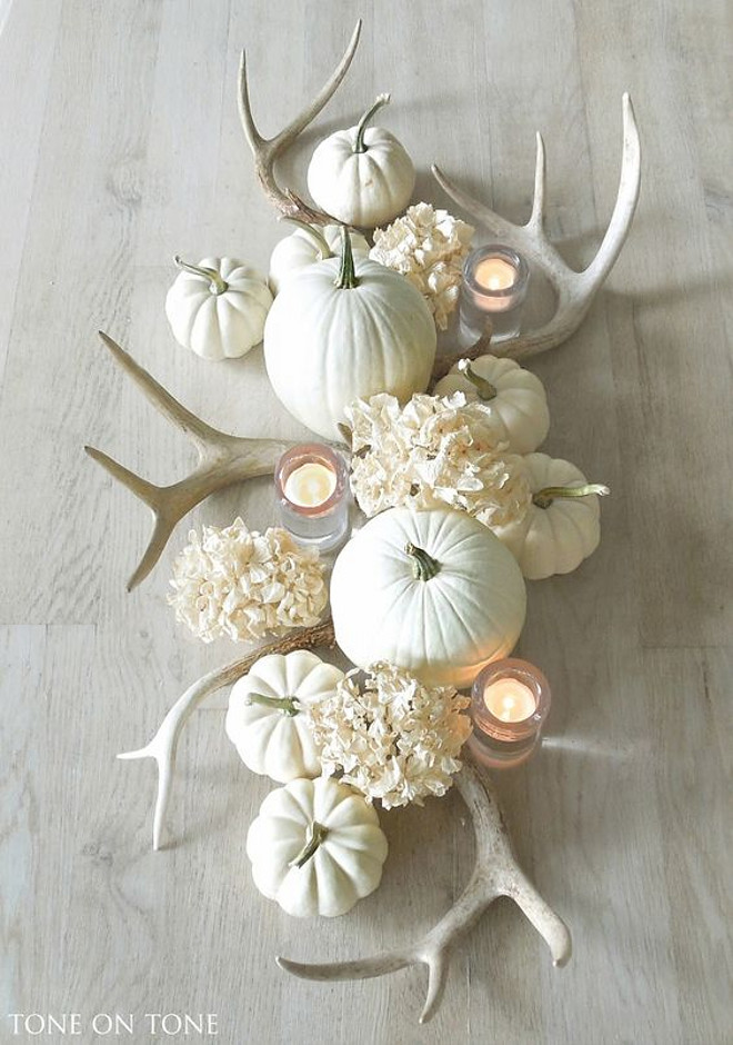 white-pumpkins-and-antlers-centerpiece-tone-on-tone