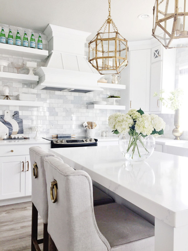 White Quartz Kitchen Countertop. Kitchen countertop is Tranquility Quartz, which is a marble looking quartz. #Whitequartz #kitchen #countertop #Kitchencountertop #TranquilityQuartz #marblelookingquartz Home Bunch's Beautiful Homes of Instagram janscarpino