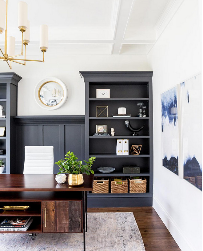 Cheating Heart 1617 by Benjamin Moore. Cheating Heart 1617 by Benjamin Moore Paint Color. Cheating Heart 1617 by Benjamin Moore #CheatingHeart1617BenjaminMoore #CheatingHeartBenjaminMoore cheating-heart-1617-by-benjamin-moore-grey-navy-paint-color Studio McGee