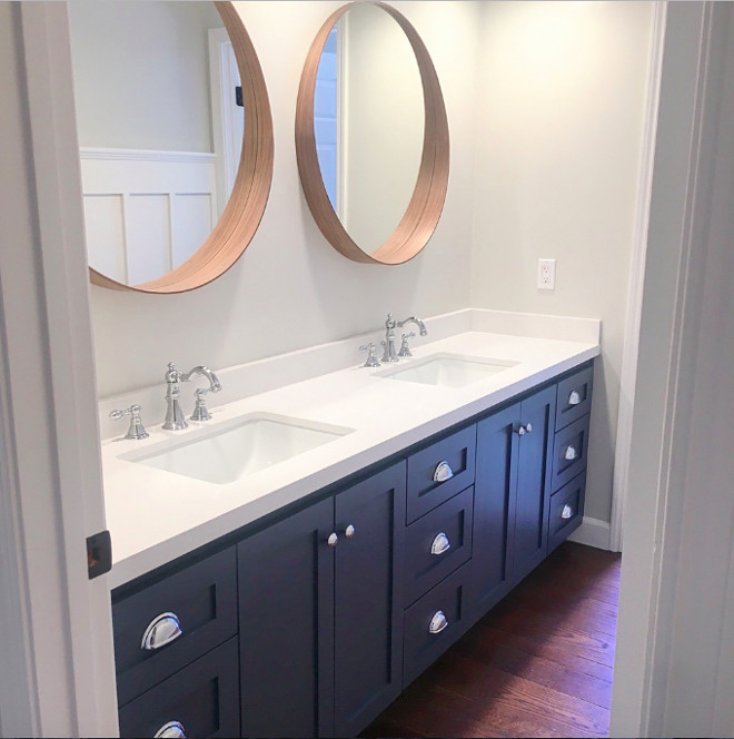 Bathroom wall and cabinet paint color. Evening Dove Ben Moore (cabinet) Repose Gray Sherwin Williams (walls) #EveningDoveBenMoore #ReposeGraySherwinWilliams #bathroom #wall #cabinet #paintcolor evening-dove-ben-moore-cabinet-repose-gray-sherwin-williams-walls Eye for the Pretty