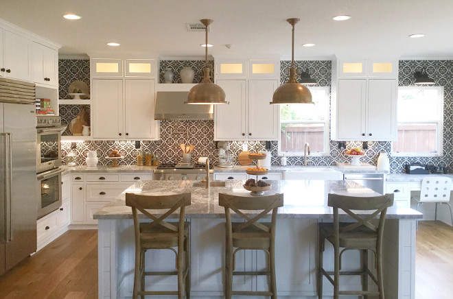 Farmhouse Kitchen. Farmhouse Kitchen with cement tile backsplash. #FarmhouseKitchen #Farmhouse #Kitchen #Cementtile #Kitchencementtile Jordan from @i_heart_home_design via Instagram.