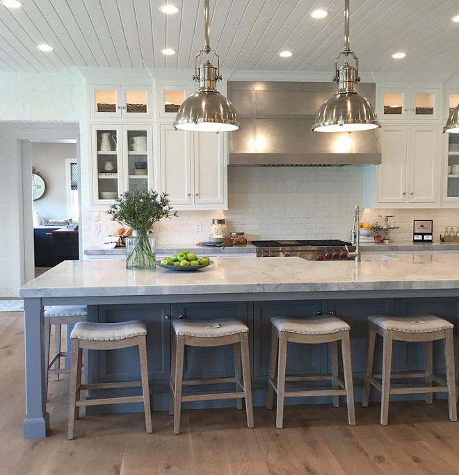 Kitchen Trends: Kitchen with painted brick backsplash and shiplap ceiling. New Kitchen Trends: Kitchen with painted brick backsplash and shiplap ceiling #KitchenTrends #Kitchen #paintedbrick #paintedbrickbacksplash #kitchenshiplapceiling #shiplap #ceiling #shiplapceiling #kitchentrendideas kitchen-with-painted-brick-backsplash-and-shiplap-ceiling
