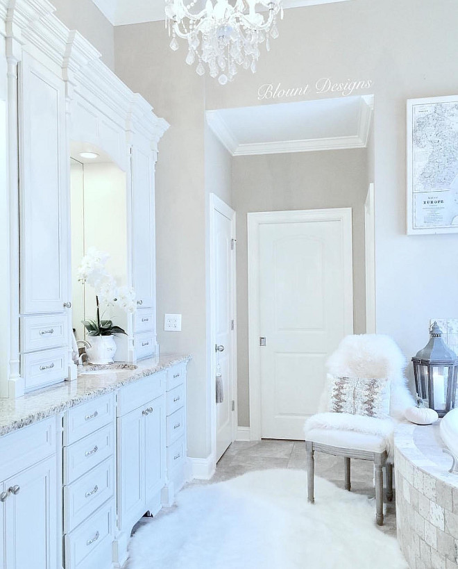 This bathroom is serene and well designed. Paint color is Sherwin Williams Perfect Greige. Home Bunch Beautiful Homes of Instagram blountdesigns