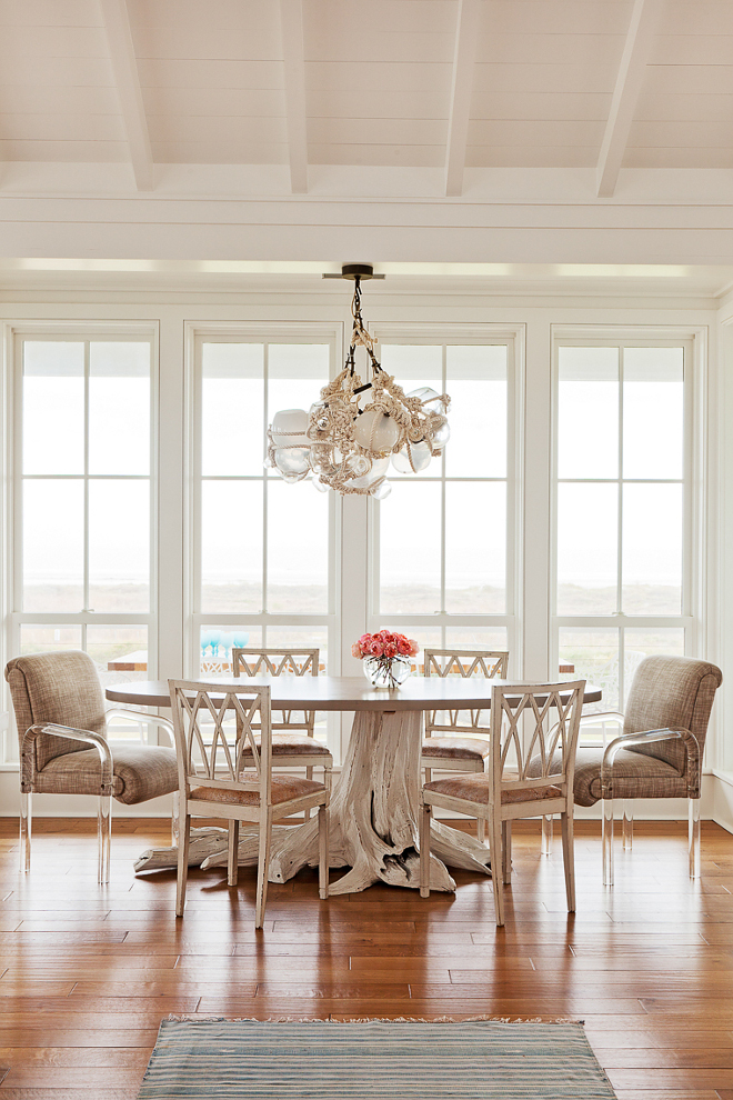 Glass and Rope cluster Chandelier. Dining room Glass and Rope cluster Chandelier is by Lindsay Adleman. Cluster Chandelier. Glass and Rope cluster Chandelier #GlassandRopeChandelier #GlassandRope #Chandelier #clusterchandelier Beau Clowney Architects. Jenny Keenan Design