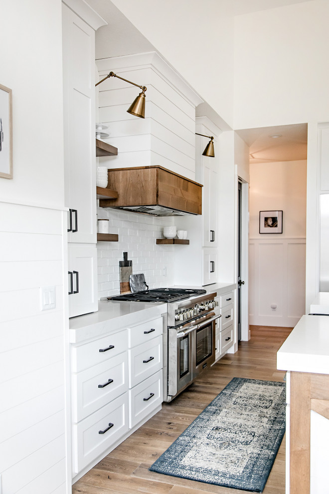 Farmhouse Kitchen Runner. The kitchen runner is the Journey Wool Rug by Loloi Rugs. Farmhouse Kitchen Runner. Vintage Runner. Vintage Runner Ideas. Farmhouse Kitchen Runner #FarmhouseKitchen #Runner #VintageRunner #KitchenRunner #FarmhouseKitchenRunner Sita Montgomery Interiors