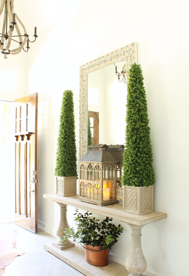 Foyer Console Table Decorating Ideas. Foyer Console Table Decor. Foyer Console Table with Topiaries. Foyer Console Table Decorating Ideas Foyer Console Table Decorating Ideas #Foyer #ConsoleTable #DecoratingIdeas #FoyerDecoratingIdeas Beautiful Homes of Instagram @organizecleandecorate