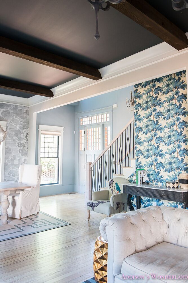 Inkwell by Sherwin Williams. Inkwell by Sherwin Williams. Paint Color: Walls: Gossamer Veil by Sherwin Williams. Ceiling- Inkwell by Sherwin Williams. Inkwell by Sherwin Williams #InkwellbySherwinWilliams Home Bunch's Beautiful Homes of Instagram @addisonswonderland