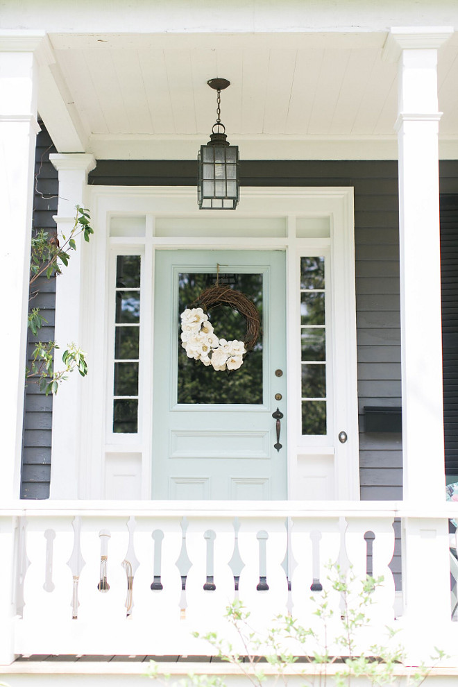 Benjamin Moore Catalina Blue. Aqua Blue front door paint color Benjamin Moore Catalina Blue. Turquoise front door. I painted our front door Benjamin Moore Catalina Blue in high gloss #BenjaminMooreCatalinaBlue #aquabluedoor #bluedoor #aquadoor #turquoisefrontdoor #turquoisedoor #frontdoor #paintcolor Home Bunch Beautiful Homes of Instagram @finding__lovely