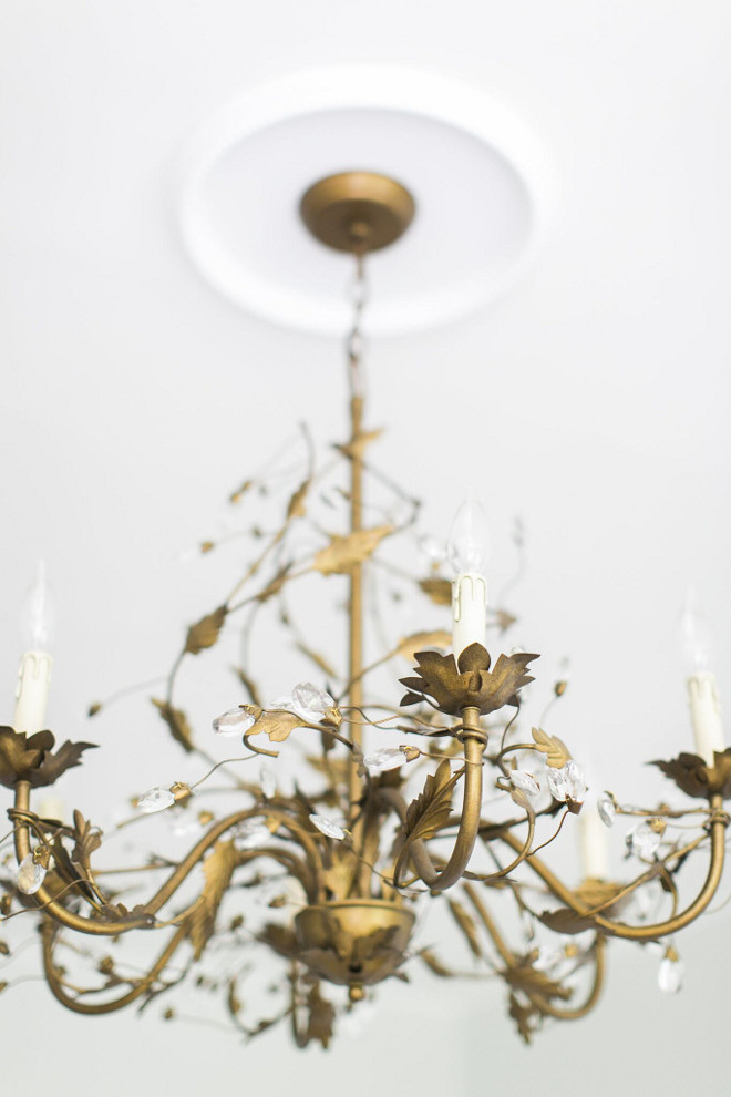 Brass Chandelier. Brass Chandeliers. Ballard Design brass chandelier Brass Chandelier #BrassChandelier Home Bunch Beautiful Homes of Instagram @finding__lovely