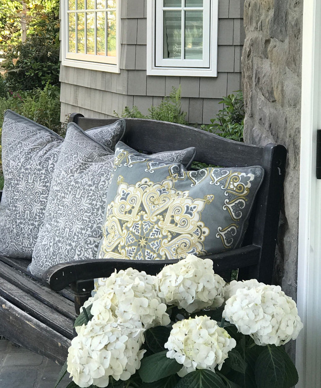 Porch Bench. Porch Bench Pillows. Porch Bench Pillow Ideas. Outdoor Pillows. Porch Bench #Porch #Bench #outdoorpillows Beautiful Homes of Instagram @SanctuaryHomeDecor