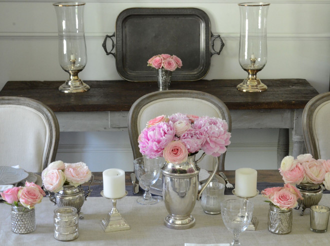 Vintage Silver Table Decor Ideas. Vintage Silver Trays, Vintage Silver Vases. I often use my vintage silver as vases and layer linens, plates and napkins when we have guests over #vintagesilver #tabledecor #trays #vases Beautiful Homes of Instagram @SanctuaryHomeDecor
