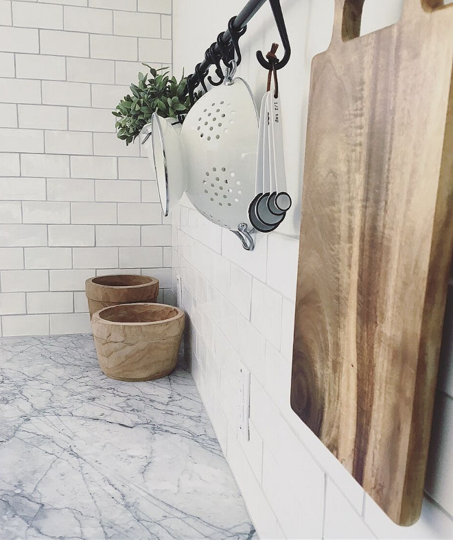 Carrara marble countertop with subway tile backsplash. Tile Backsplash and wall: Daltile Artigiano Handcrafted 3"x6" subway Italian Alps Grout: Fusion Pro in Rolling Fog Beautiful Homes of Instagram @theclevergoose