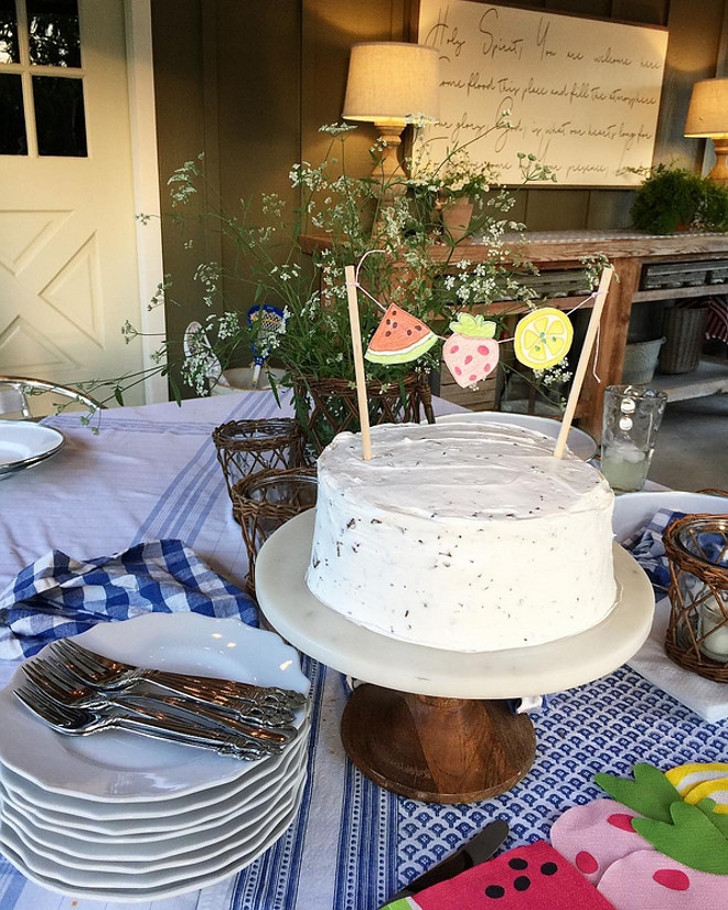 Hershey Cake. Hershey Cake #HersheyCake Home Bunch's Beautiful Homes of Instagram @blessedmommatobabygirls