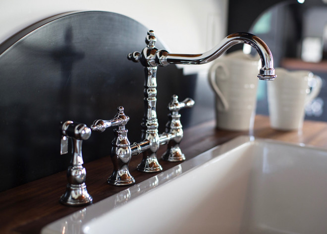 Kitchen Faucet. Home Bunch's Beautiful Homes of Instagram Cynthia Weber Design @Cynthia_Weber_Design