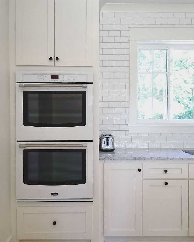 White Appliances. New white appliances. White Appliances. New white appliances. Appliances: Refrigerator, Double Ovens, Dishwasher - Maytag White Stainless Steel. White Appliances. New white appliances #WhiteAppliances #Newwhiteappliances Beautiful Homes of Instagram @theclevergoose
