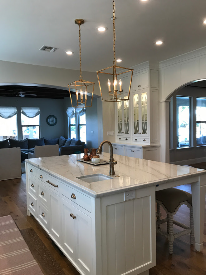 Kitchen Island White Quartzite Countertop. Kitchen Island White Quartzite Countertop. Kitchen Island White Quartzite Countertop. Kitchen Island White Quartzite Countertop #KitchenIsland #WhiteQuartzite #Countertop Home Bunch Interior Design