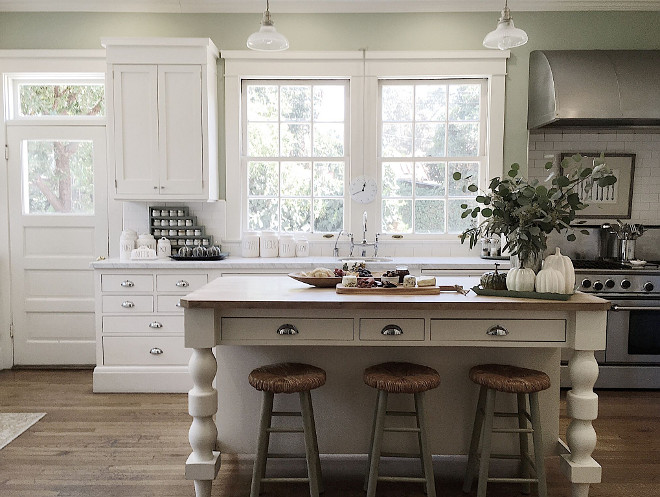 Farmhouse Kitchen. Farmhouse Kitchen. Farmhouse Kitchen. Farmhouse Kitchen. Farmhouse Kitchen. Farmhouse Kitchen #FarmhouseKitchen Beautiful Homes of Instagram @my100yearoldhome