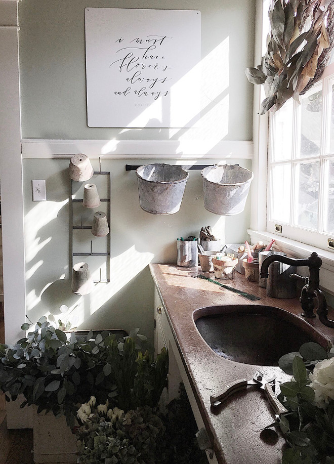 Vintage copper sink. Farmhouse Butlers pantry with vintage copper sink. Cabinets, wood countertops and copper sink are original to the house from 1915. #coppersink #vintagecoppersink #farmhouse Beautiful Homes of Instagram @my100yearoldhome