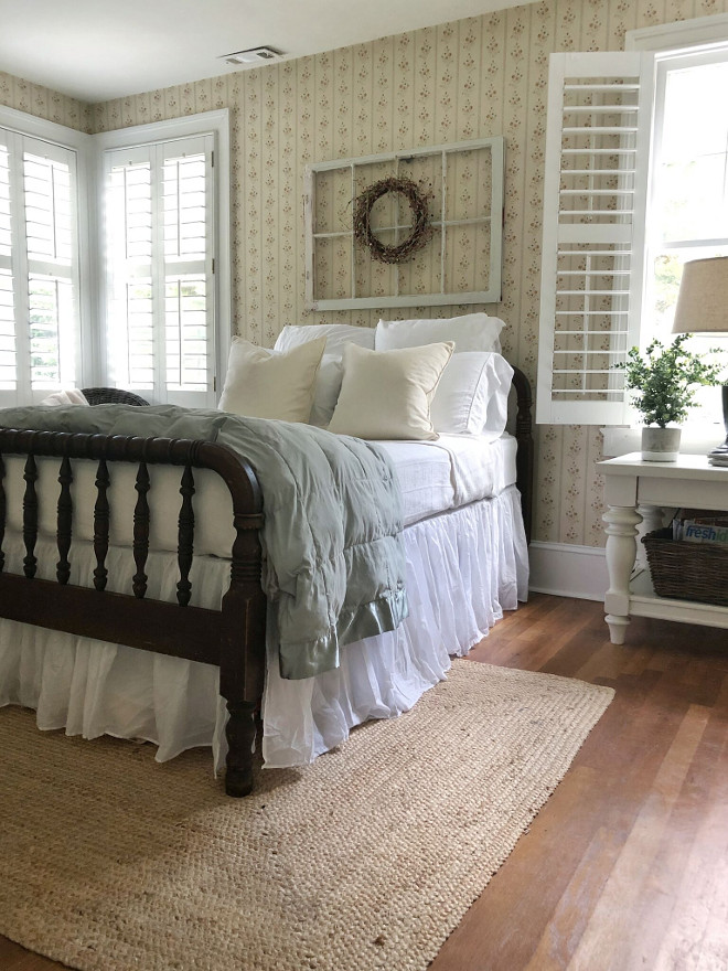 Farmhouse Guest Bedroom #FarmhouseGuestBedroom