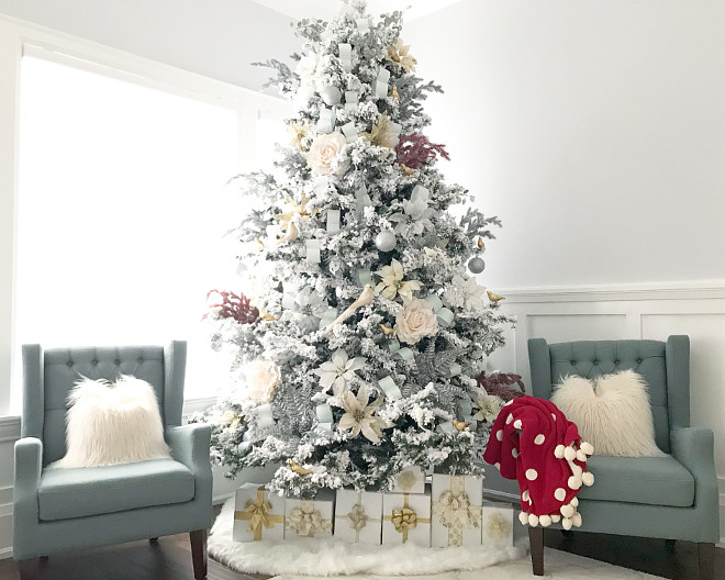 Flocked White Artificial Christmas Tree Flocked White Artificial Christmas Tree with 600 Clear Lights with Stand #FlockedWhite #ArtificialChristmasTree #ChristmasTree #FlockedChristmasTree