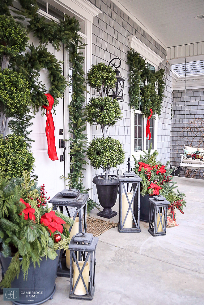 Porch-Christmas-Wreath-Decor