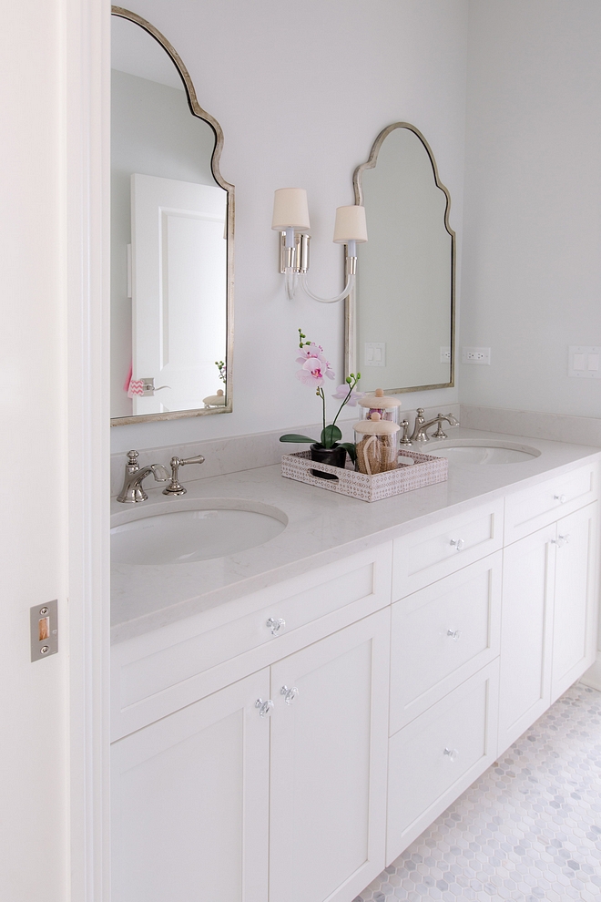 Bathroom mirrors source on Home Bunch Bathroom mirror ideas mirrors