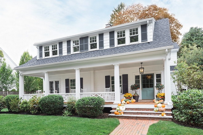 Benjamin Moore Super White White Cape Code exterior Paint Color Benjamin Moore Super White