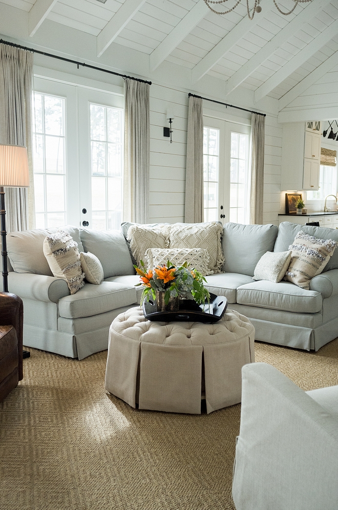 Farmhouse Living Room Farmhouse Living Room Farmhouse Living Room Popular Farmhouse Living Room Ideas Farmhouse Living Room Farmhouse Living Room sources on Home Bunch #FarmhouseLivingRoom #Farmhouse #LivingRoom #LivingRoomsources
