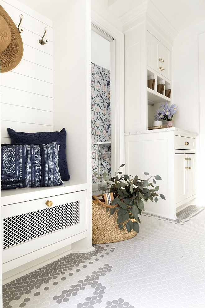 Mudroom Cabinet These custom cabinets feature shiplap and quatrefoil door insets Mudroom Cabinet Design Quatrefoil Shiplap Mudroom Cabinet #Mudroom #MudroomCabinet #Cabinet #quatrefoil #shiplap